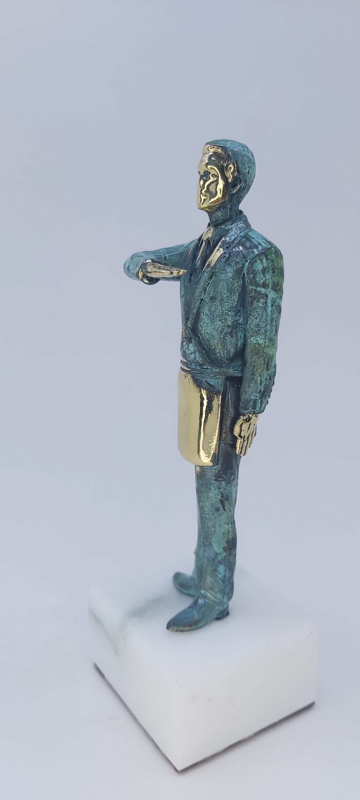 A degree masonic rusted bronze statue4 A degree masonic rusted bronze statue4